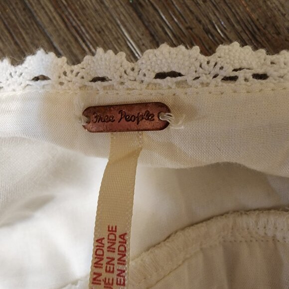 Free People Heartland mini dress NWT White Small missing one lace - Picture 12 of 15